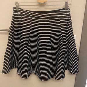 The Limited Black & White Stripped Pleated A-Line Skirt